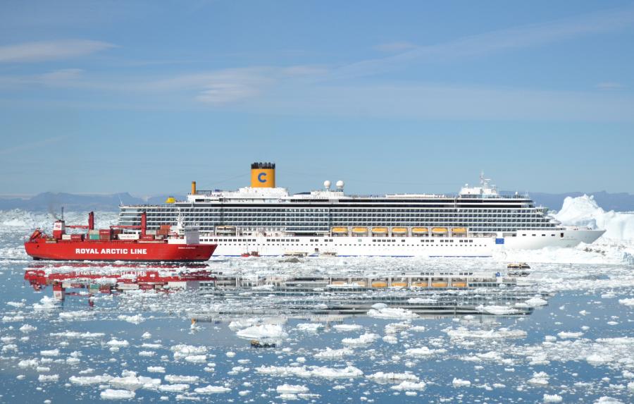 Containerskibet er ellers stort