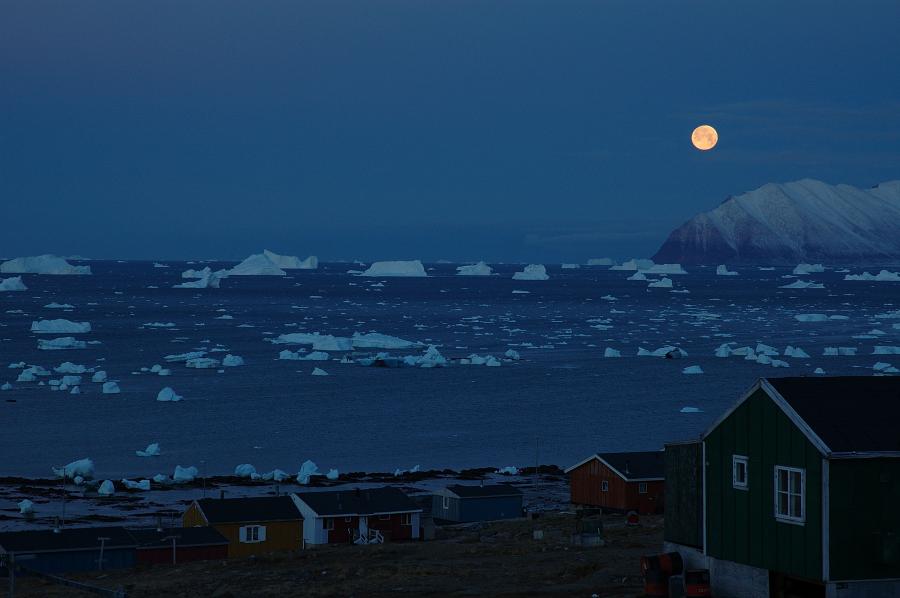 Qaammat imissisoq. Qaanaaq, septembarip 18-at 2005