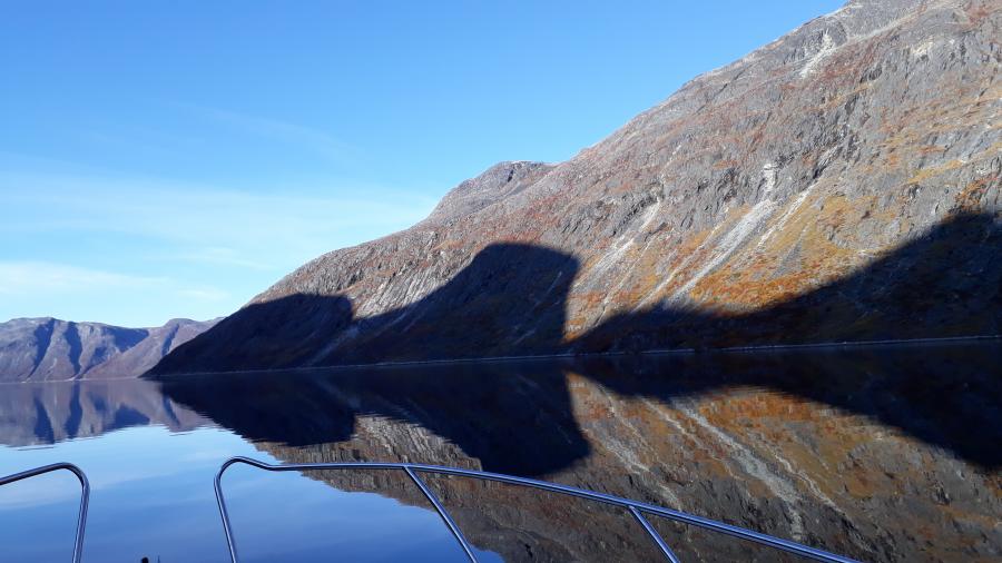 Ullaaq ammassiviliarlita qaqqat illuatungaaniitit tarranissimagamik soorlu tuukkaq, septembarip 25-at 2019