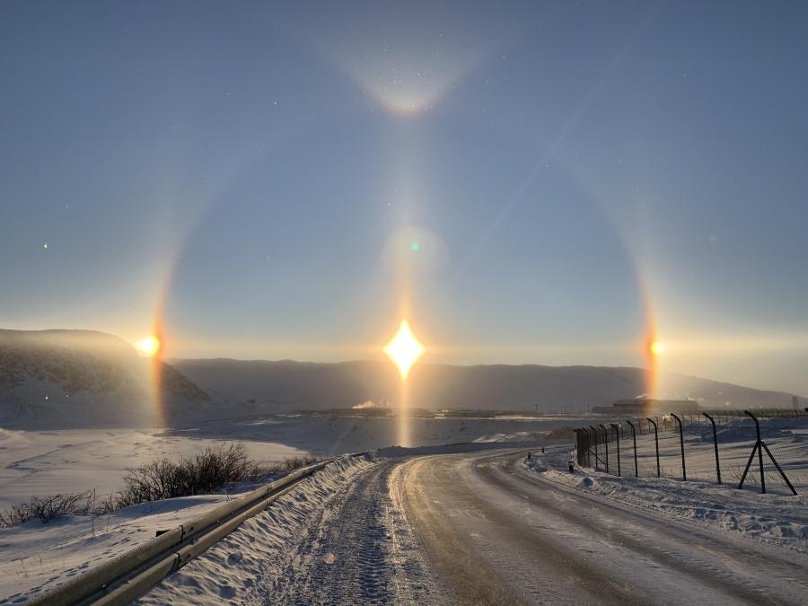 Seqineq ilupaarusilik (Halo) aammalu tullerutilik, tassa soorlu seqernit arlaliusut. Kangerlussuaq, januaarip 31-at 2020
