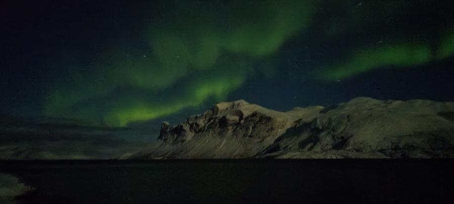 Unnukkut qaammatigissoq. Pisissaarfik, Nuup eqqaani, januaarip 24-at 2022