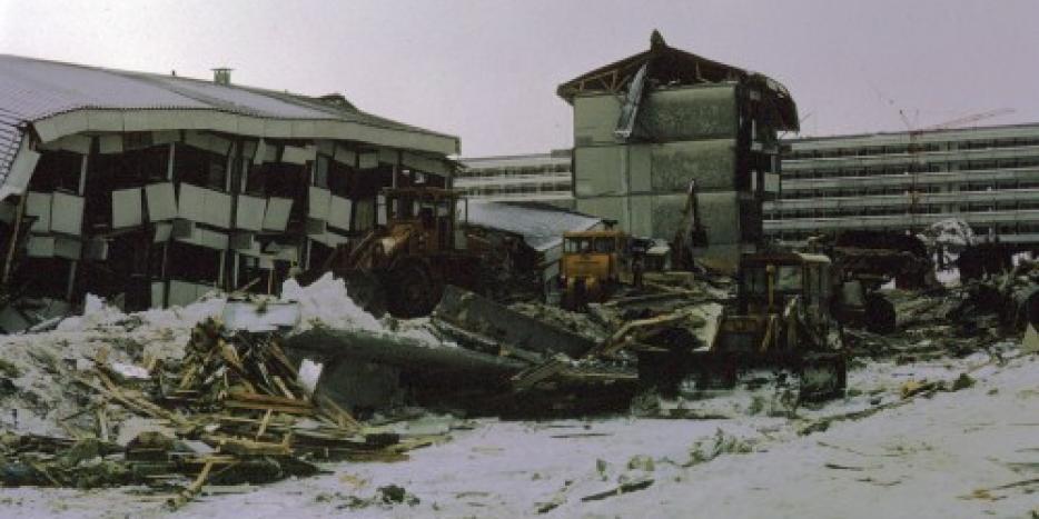 Gaseksplosion i blok fem 14. marts 1970. Foto udlånt af Nuuk Lokalmuseum