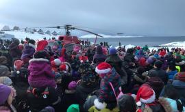 Julemanden ankommer til Nuuk